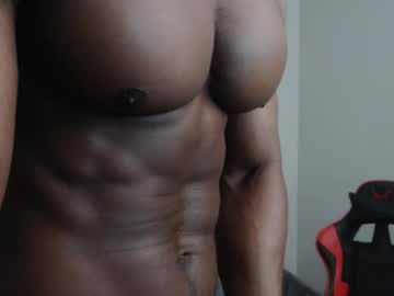 See Johnnydolce50 online Now @ fap.tw