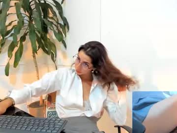 See Jolie_lov online Now @ fap.tw