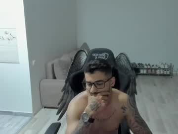 See Jonnyporn1 online Now @ fap.tw