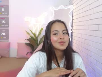 See Juanita_tay online Now @ fap.tw