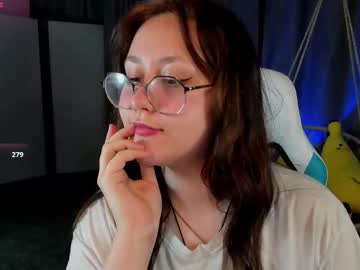 See Judithsilva online Now @ fap.tw