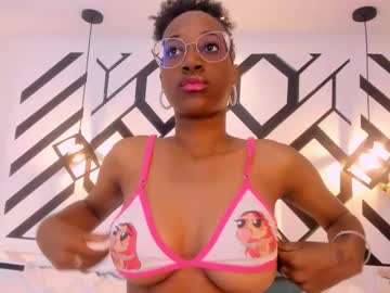 See Julianaross_ online Now @ fap.tw