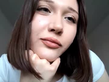 See Julianbatman online Now @ fap.tw