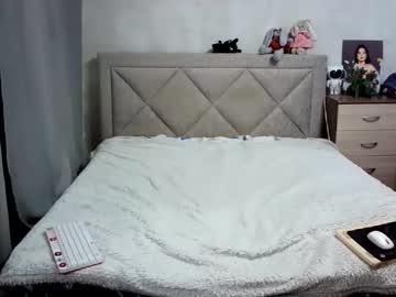 See Julietkalen online Now @ fap.tw
