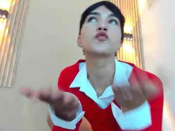 See Julii_rico online Now @ fap.tw