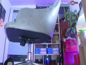 See Kaariyn_ online Now @ fap.tw