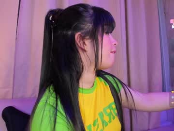 See Kateleeh_ online Now @ fap.tw