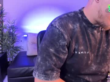 See Keane_lee online Now @ fap.tw