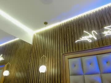 See Kendra_london online Now @ fap.tw