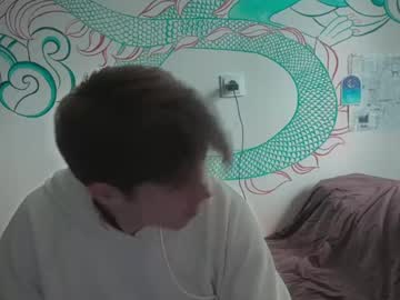 See Kero180 online Now @ fap.tw