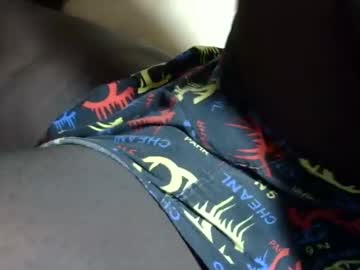 See Kingmaestro_ online Now @ fap.tw