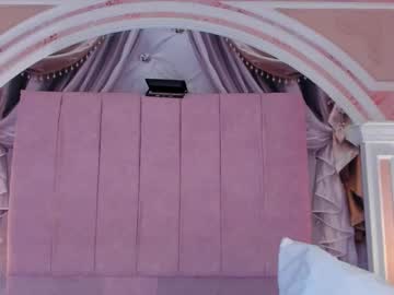 See Kingstark_ online Now @ fap.tw