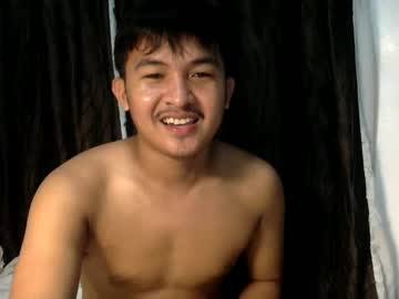 See Krezikeed online Now @ fap.tw