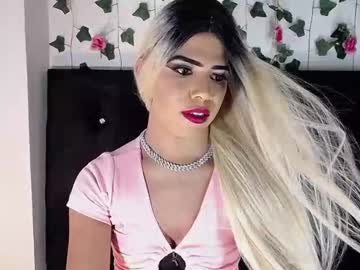 See Kristal_queen01 online Now @ fap.tw