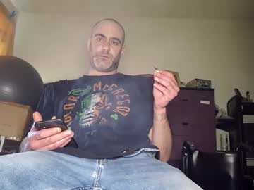 See Kyle67527 online Now @ fap.tw