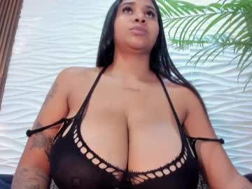 See La_indiia online Now @ fap.tw