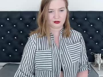 See Laraflirt online Now @ fap.tw