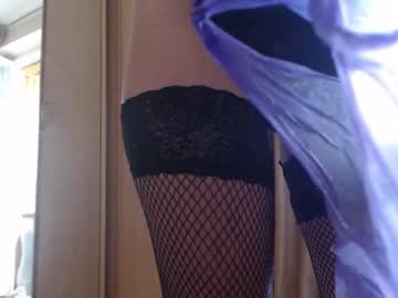 See Laralhotr online Now @ fap.tw