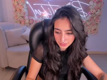 See Larisasmirnov online Now @ fap.tw