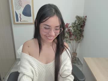 See Lauryn_chills online Now @ fap.tw