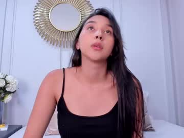 See Leia_lewis online Now @ fap.tw