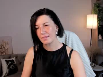 See Lia_reyn online Now @ fap.tw