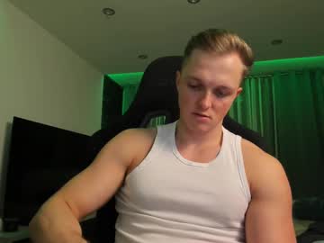 See Liamvasylyk online Now @ fap.tw
