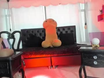 See Lilith_madame_satan online Now @ fap.tw