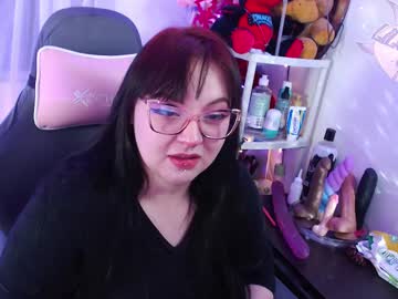 See Lilomoon69 online Now @ fap.tw