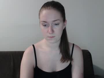 See Lily_love_x online Now @ fap.tw