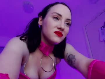 See Lilydunn online Now @ fap.tw