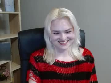 See Lilysweetxo online Now @ fap.tw