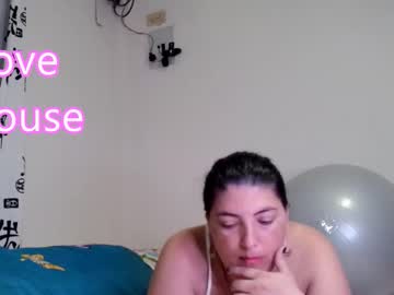 See Lina_maria99 online Now @ fap.tw