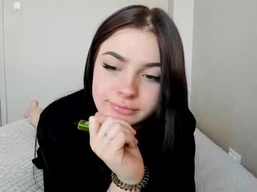 See Lisaanddenis online Now @ fap.tw