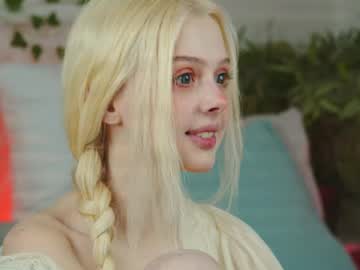 See Little_anitta online Now @ fap.tw