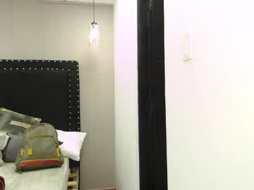 See Lizzy_grant_ online Now @ fap.tw