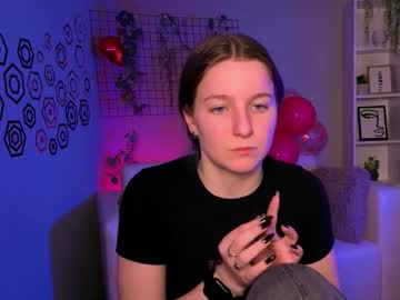 See Lola_shyy online Now @ fap.tw