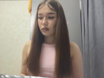 See Louisacropp online Now @ fap.tw