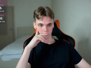 See Lucas_dany online Now @ fap.tw