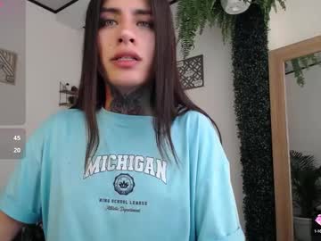 See Luciiana_lol online Now @ fap.tw