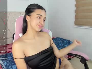 See Luna_roussee online Now @ fap.tw