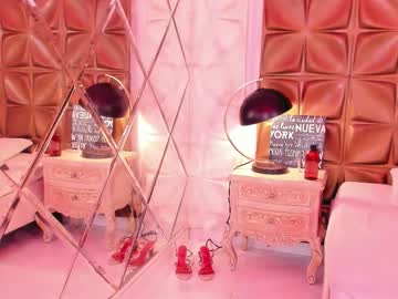 See Lunajohns online Now @ fap.tw