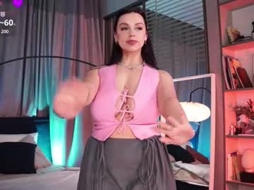 See Lunanight_ online Now @ fap.tw