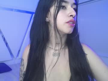See Lunneth__ online Now @ fap.tw