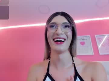 See Macarena_05_ online Now @ fap.tw