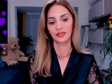 See Madyeroberts online Now @ fap.tw