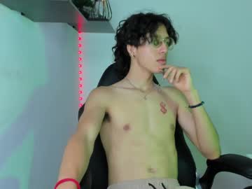 See Manu_vera8 online Now @ fap.tw
