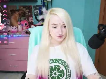 See Manuela_unicorn online Now @ fap.tw