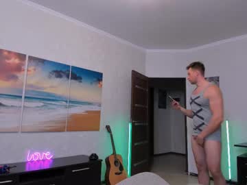 See Marc105100 online Now @ fap.tw