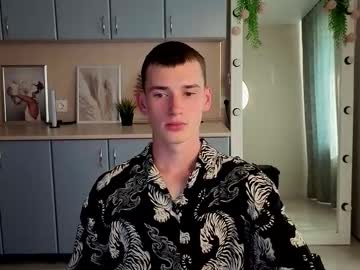 See Max_foks online Now @ fap.tw